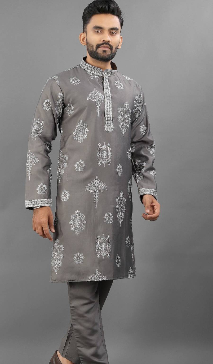 1RICH LOOK RUSSIAN SILK EMBROIDERY WORK MEN'S KURTA PAYJAMA FESTIVE WEAR WHOLESALE PRICE ETHNIC GARMENT (12)