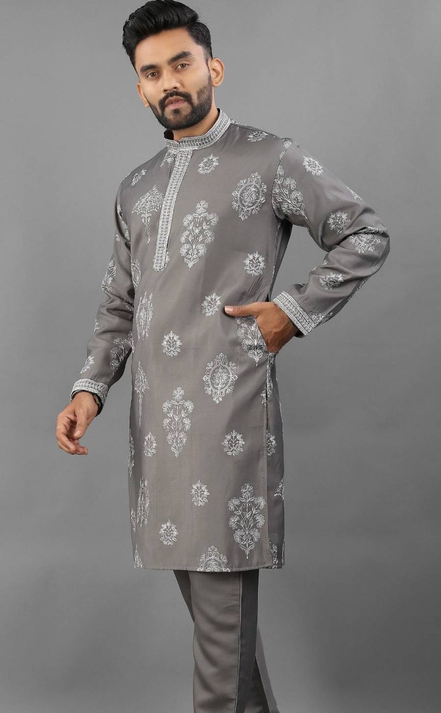 1RICH LOOK RUSSIAN SILK EMBROIDERY WORK MEN'S KURTA PAYJAMA FESTIVE WEAR WHOLESALE PRICE ETHNIC GARMENT (15)
