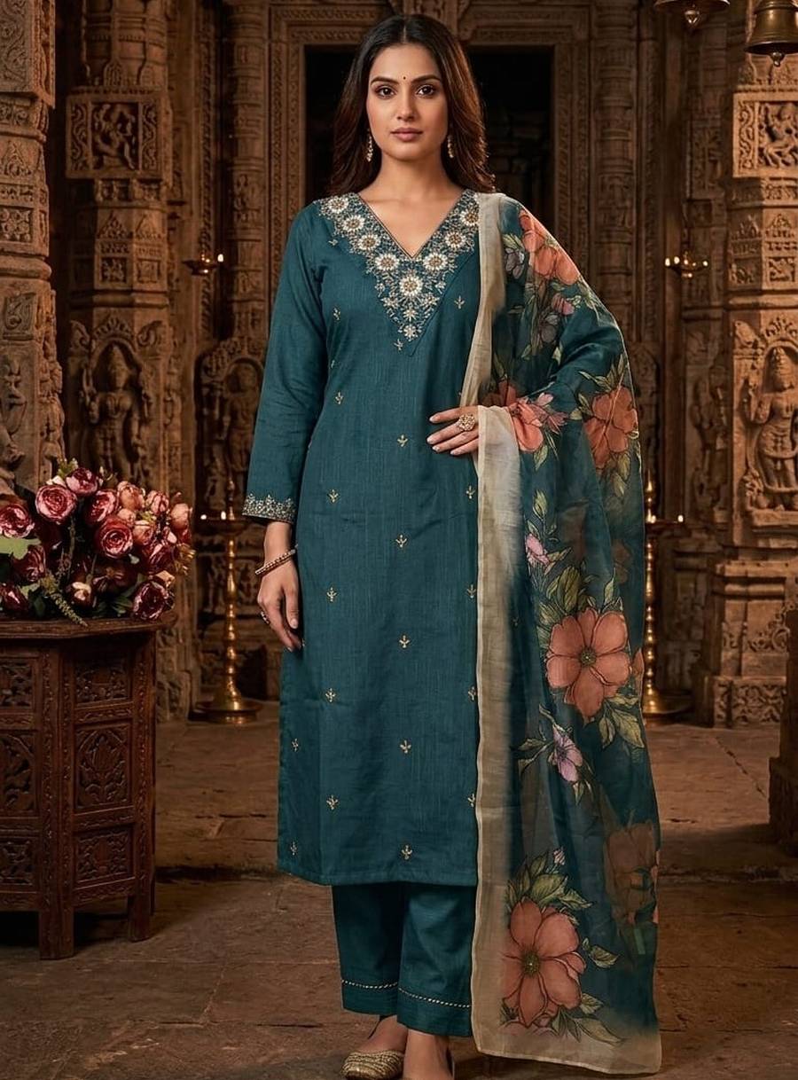 1RICH LOOK SLUB COTTON CUT PASTE EMBROIDERY WORK TOP BOTTOM WITH DUPATTA FESTIVE WEAR WHOLESALE PRICE ETHNIC GARMENT (10)