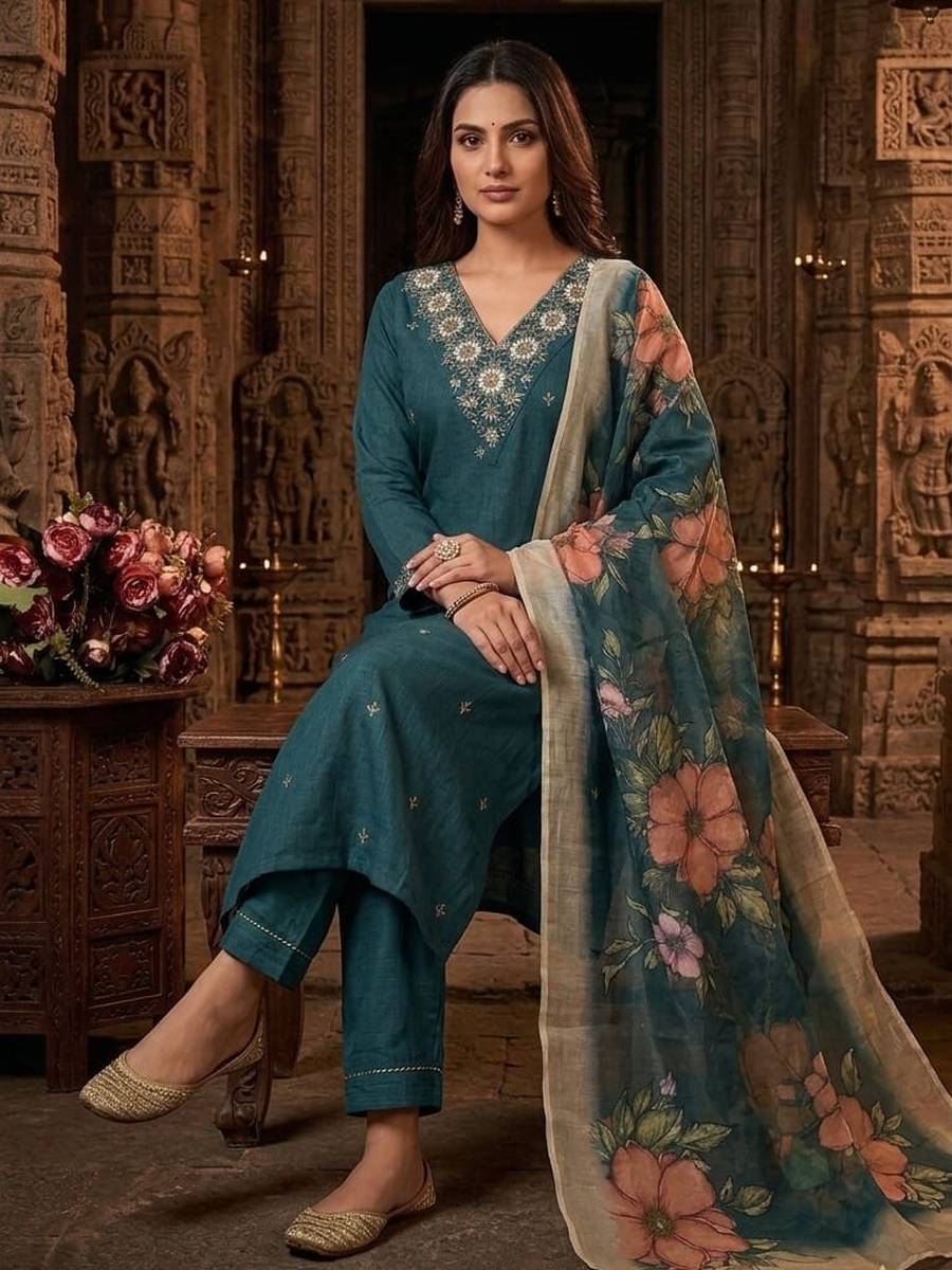 1RICH LOOK SLUB COTTON CUT PASTE EMBROIDERY WORK TOP BOTTOM WITH DUPATTA FESTIVE WEAR WHOLESALE PRICE ETHNIC GARMENT (11)