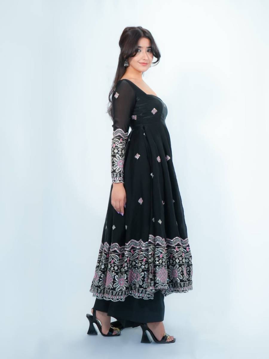 25MODERN FENDY SATIN EMBROIDERY WORK WITH FANCY LACE WORK GOWN BOTTOM WITH DUPATTA FESTIVE WEAR WHOLESALE PRICE ETHNIC GARMENT (3)