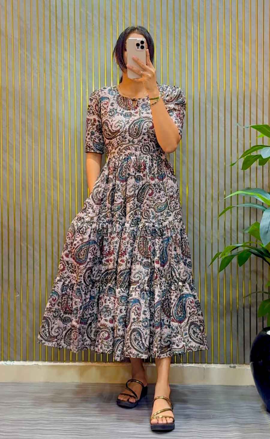 2MODERN CAMBRIC COTTON KALAMKARI PRINT GOWN DAILY WEAR WHOLESALE PRICE ETHNIC GARMENT (8)
