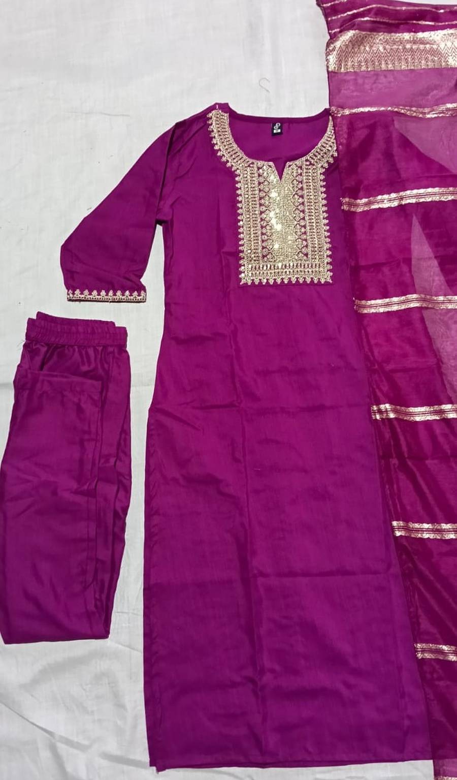 2MODERN SLUB COTTON EMBROIDERY WORK TOP BOTTOM WITH DUPATTA FESTIVE WEAR WHOLESALE PRICE ETHNIC GARMENT (11)