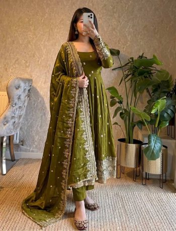 DESIGNER FENDY SILK EMBROIDERY  SEQUENCE WORK GOWN BOTTOM WITH DUPATTA MEHNDI