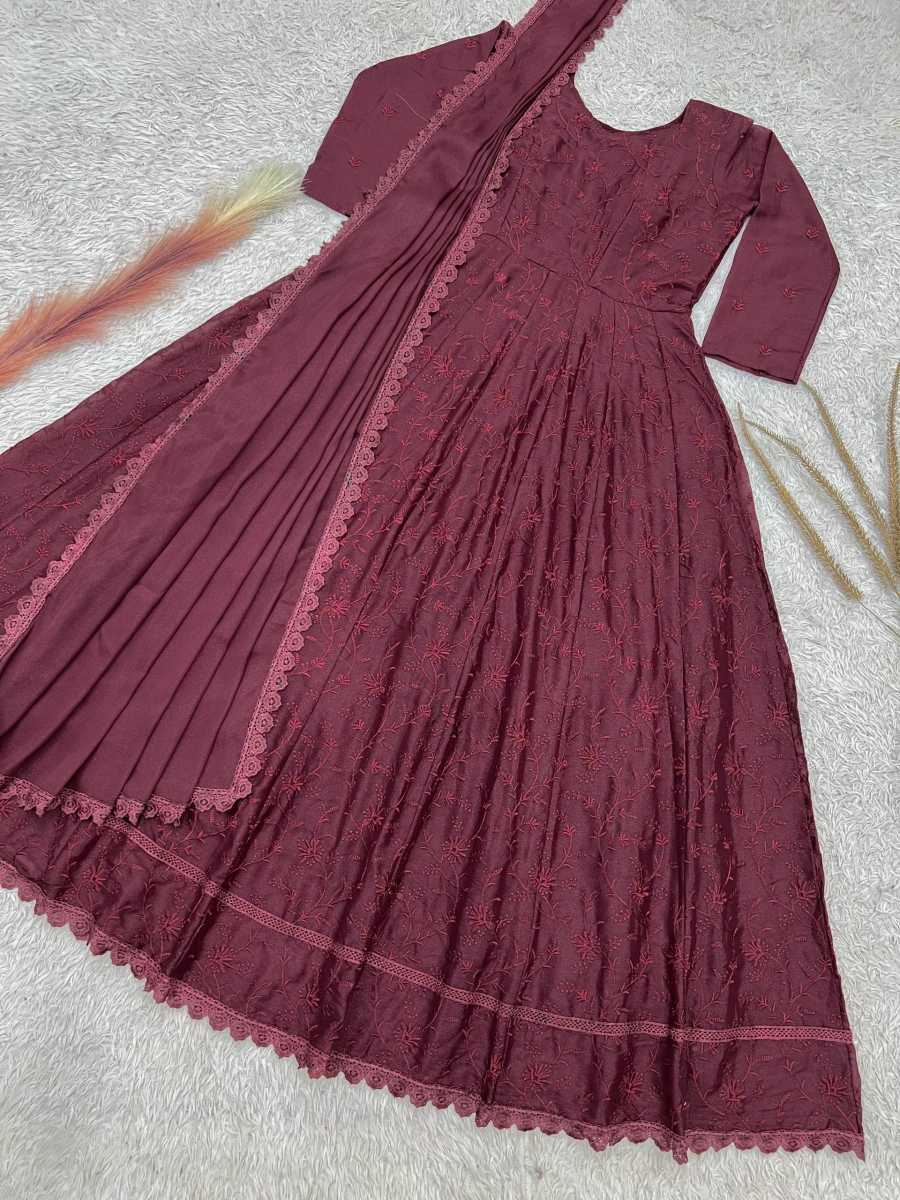 3DESIGNER GEORGETTE SILK THREAD EMBROIDERY WORK WITH GPO LACE BORDER WORK GOWN WITH DUPATTA WEDDING WEAR WHOLESALE PRICE ETHNIC GARMENT (10)
