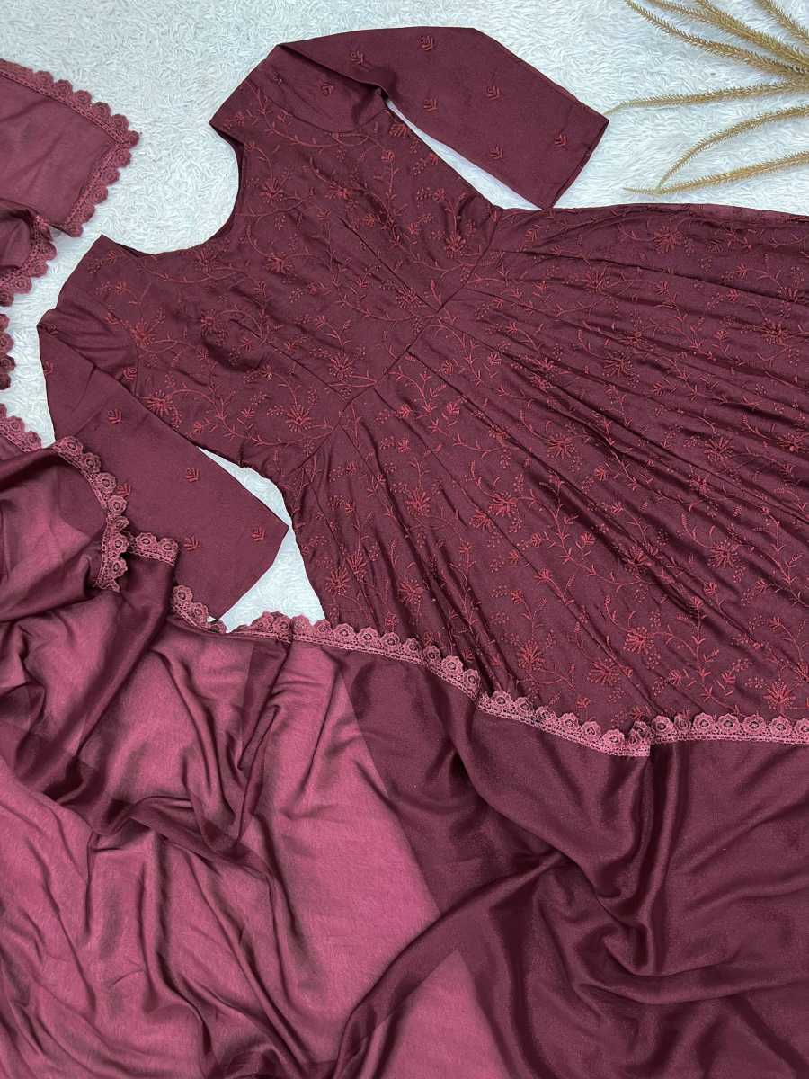 3DESIGNER GEORGETTE SILK THREAD EMBROIDERY WORK WITH GPO LACE BORDER WORK GOWN WITH DUPATTA WEDDING WEAR WHOLESALE PRICE ETHNIC GARMENT (13)
