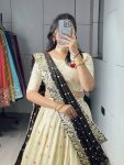 3DESIGNER PAITHANI SILK ZARI WEAVING WORK WITH COLORED BORDER AND BUTTI WORK LEHENGA CHOLI WITH DUPATTA WEDDING WEAR WHOLESALE PRICE ETHNIC GARMENT (4)