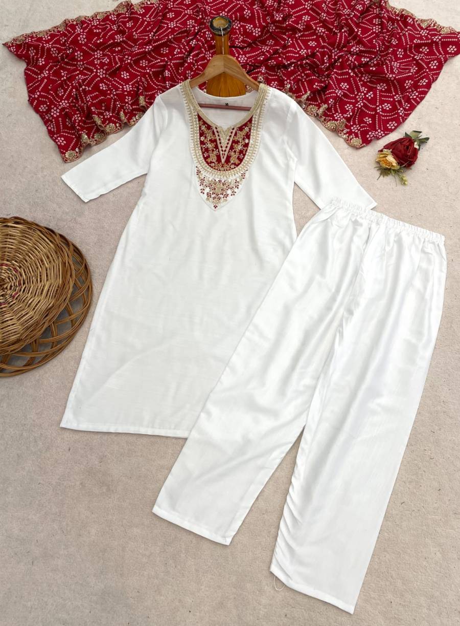 3RICH LOOK SLUB COTTON EMBROIDERY WORK TOP BOTTOM WITH DUPATTA FESTIVE WEAR WHOLESALE PRICE ETHNIC GARMENT (8)