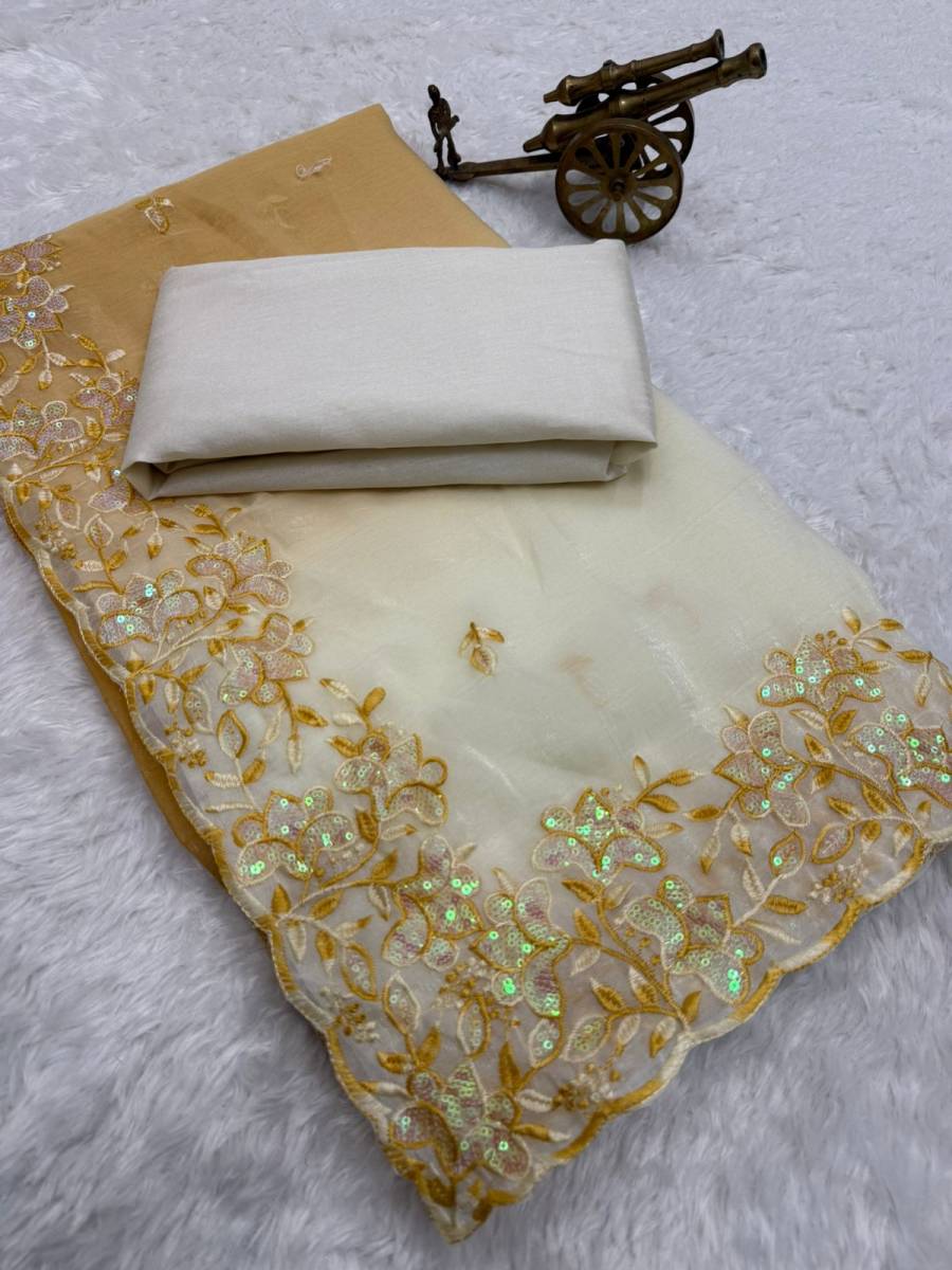 4MODERN CRUNCHY PADDING EMBROIDERY AND MULTI THREAD WITH ARCO CUT WORK BORDER SAREE WITH UNSTITCHED BLOUSE FESTIVE WEAR WHOLESALE PRICE ETHNIC GARMENT (28)