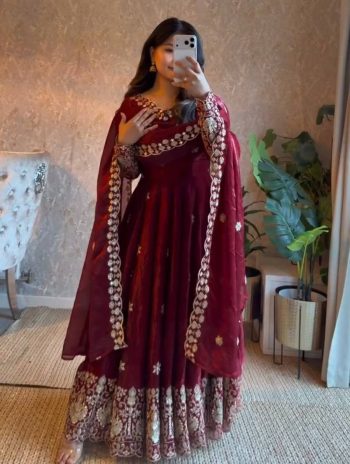 DESIGNER FENDY SILK THREAD AND 3MM AND 9MM SEQUENCE WORK GOWN BOTTOM WITH DUPATTA  MAROON