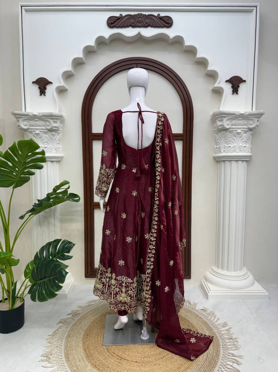 DESIGNER FENDY SILK THREAD AND 3MM AND 9MM SEQUENCE WORK GOWN BOTTOM WITH DUPATTA WEDDING WEAR WHOLESALE PRICE ETHNIC GARMENT (37)