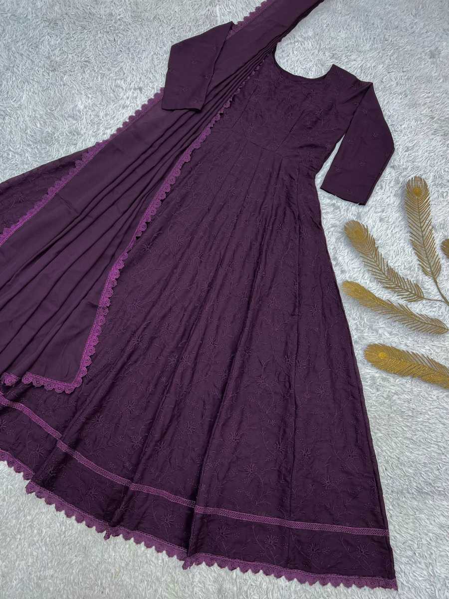 DESIGNER GEORGETTE SILK THREAD EMBROIDERY WORK WITH GPO LACE BORDER WORK GOWN WITH DUPATTA WEDDING WEAR WHOLESALE PRICE ETHNIC GARMENT (1)