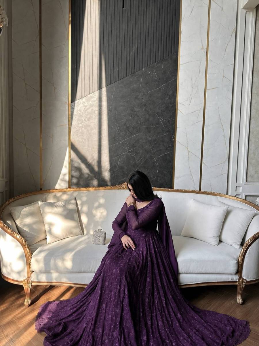 DESIGNER GEORGETTE SILK THREAD EMBROIDERY WORK WITH GPO LACE BORDER WORK GOWN WITH DUPATTA WEDDING WEAR WHOLESALE PRICE ETHNIC GARMENT (11)