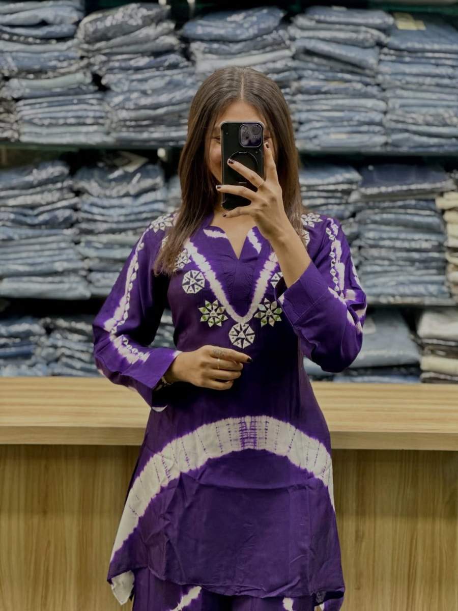DESIGNER RUSSIAN SILK HANDWORK CO ORD SET DAILY WEAR WHOLESALE PRICE ETHNIC GARMENT (10)