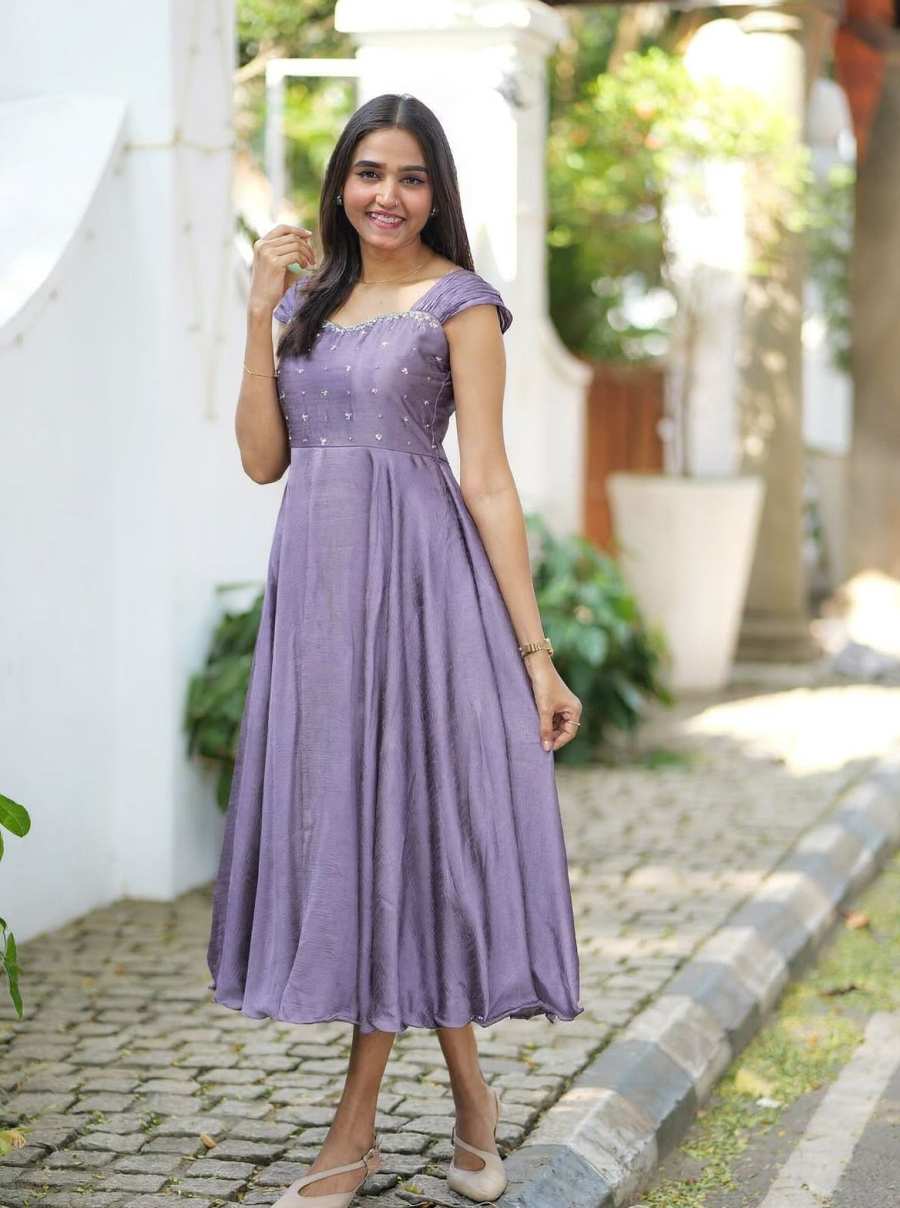GEORGEOUS RANGOLI SILK MAGGAM WORK GOWN PARTY WEAR WHOLESALE PRICE ETHNIC GARMENT (2)