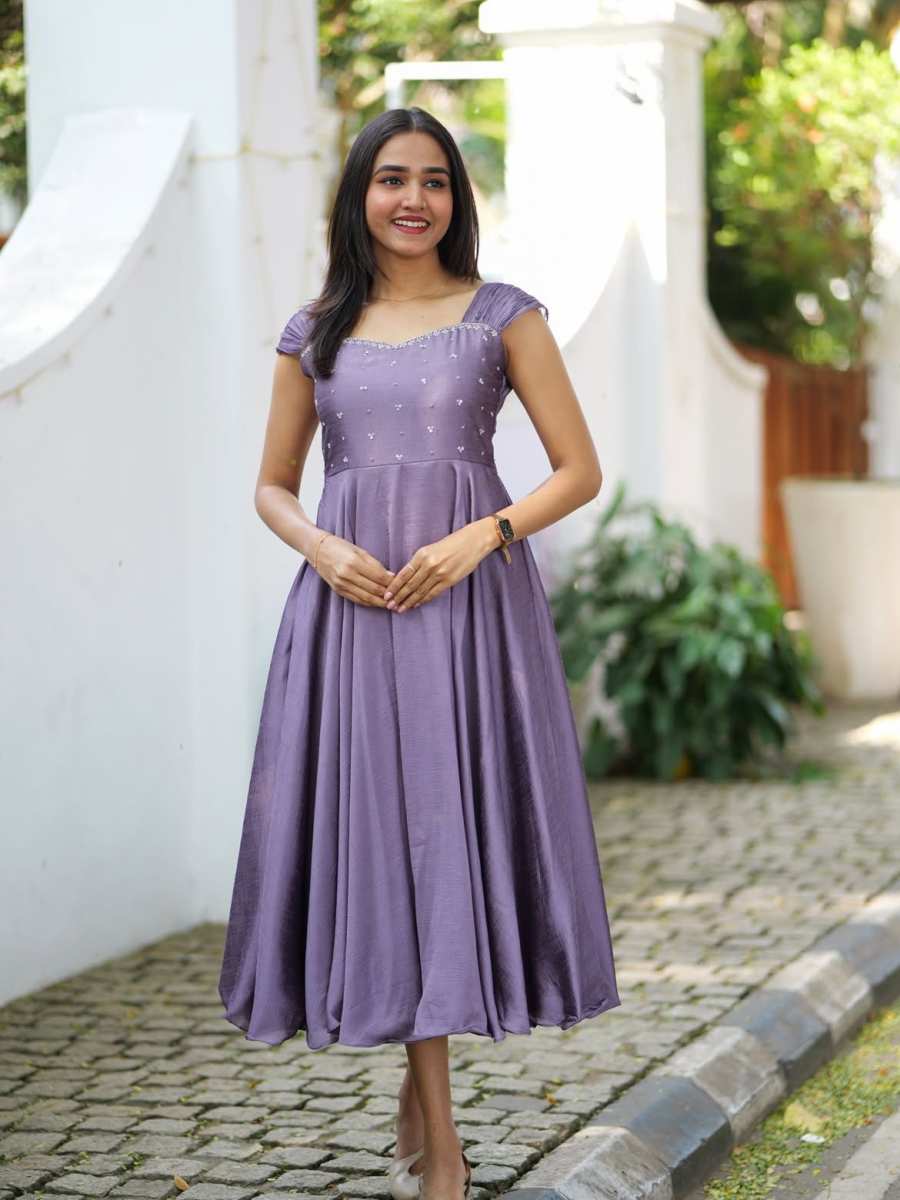 GEORGEOUS RANGOLI SILK MAGGAM WORK GOWN PARTY WEAR WHOLESALE PRICE ETHNIC GARMENT (5)