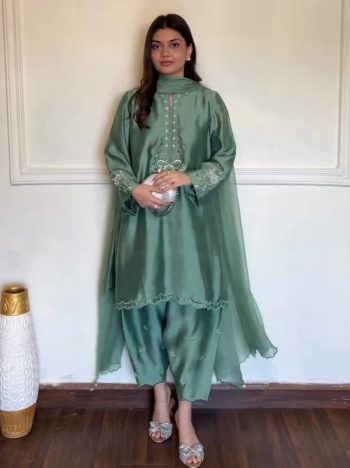 MODERN AMERICAN SILK THREAD WORK TOP BOTTOM WITH DUPATTA MINT