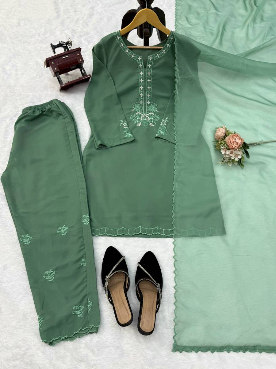 MODERN AMERICAN SILK THREAD WORK TOP BOTTOM WITH DUPATTA FESTIVE WEAR WHOLESALE PRICE ETHNIC GARMENT (7)