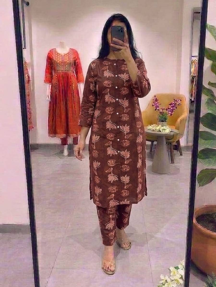 MODERN COTTON DIGITAL PRINT WORK TOP PENT SET DAILY WEAR WHOLESALE PRICE ETHNIC GARMENT (4)