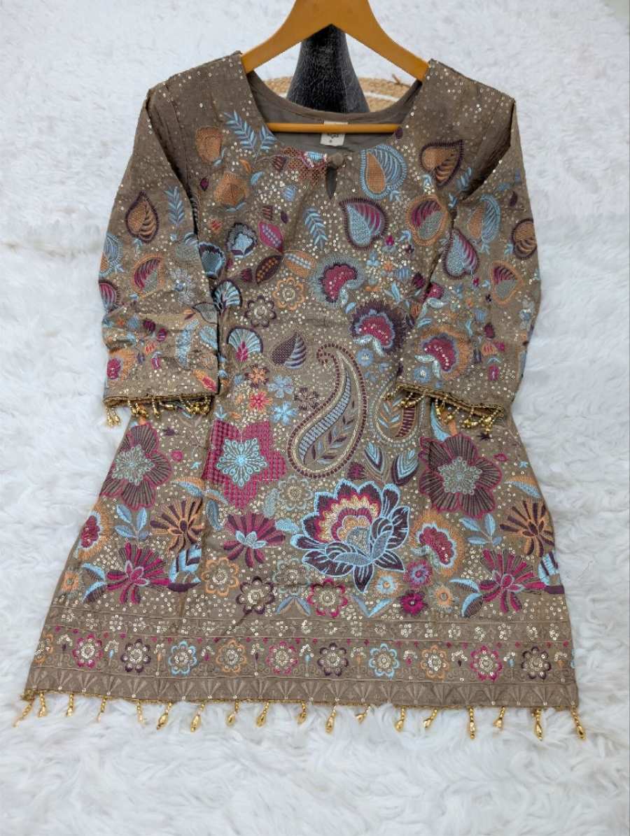MODERN NC VICHITRA SEQUENCE CODING EMBROIDERY WORK CO-ORD SET FESTIVE WEAR WHOLESALE PRICE ETHNIC GARMENT (1)