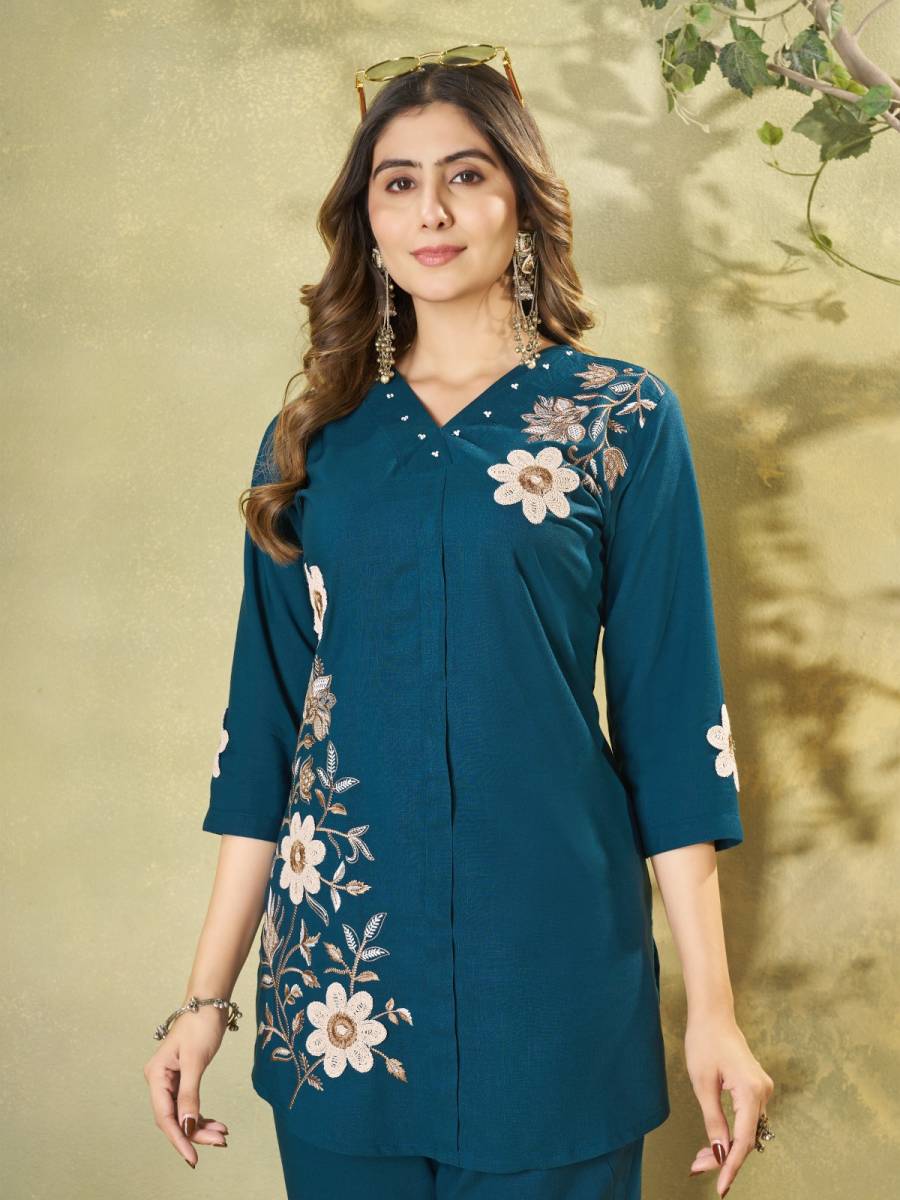 MODERN RAYON MULTI EMBROIDERY THREAD WORK CO-ORD SET DAILY WEAR WHOLESALE PRICE ETHNIC GARMENT (12)