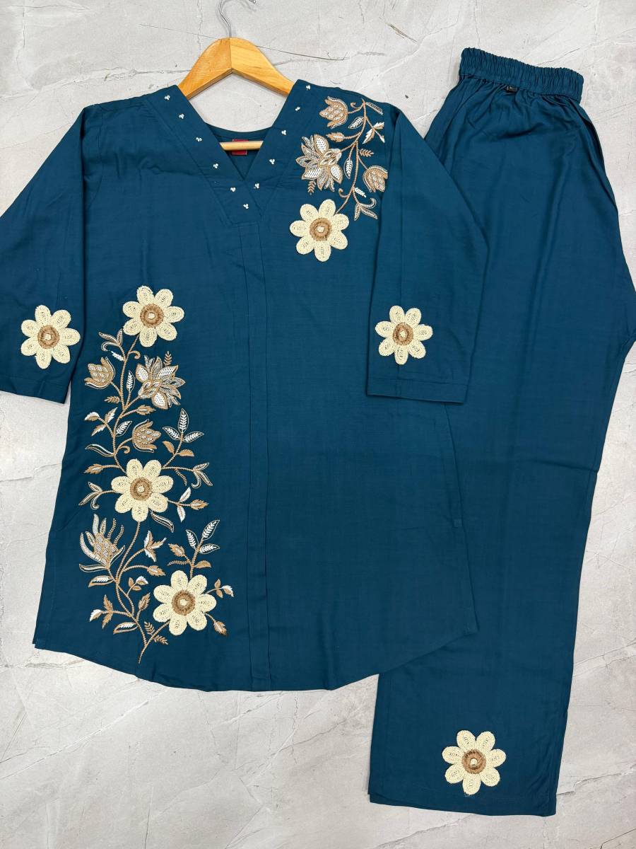 MODERN RAYON MULTI EMBROIDERY THREAD WORK CO-ORD SET DAILY WEAR WHOLESALE PRICE ETHNIC GARMENT (19)
