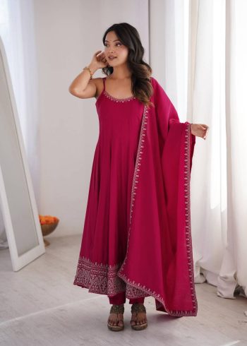 MODERN ROMAN CHANDERI SILK EMBROIDERY THREAD WITH BOTTOM LACE WORK GOWN BOTTOM WITH DUPATTA PINK