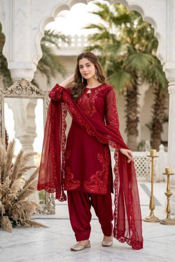 MODERN ROMAN GLASS EMBROIDERY SEQUENCE WORK WITH FANCY CUT WORK TOP PATIYALA WITH DUPATTA MAROON