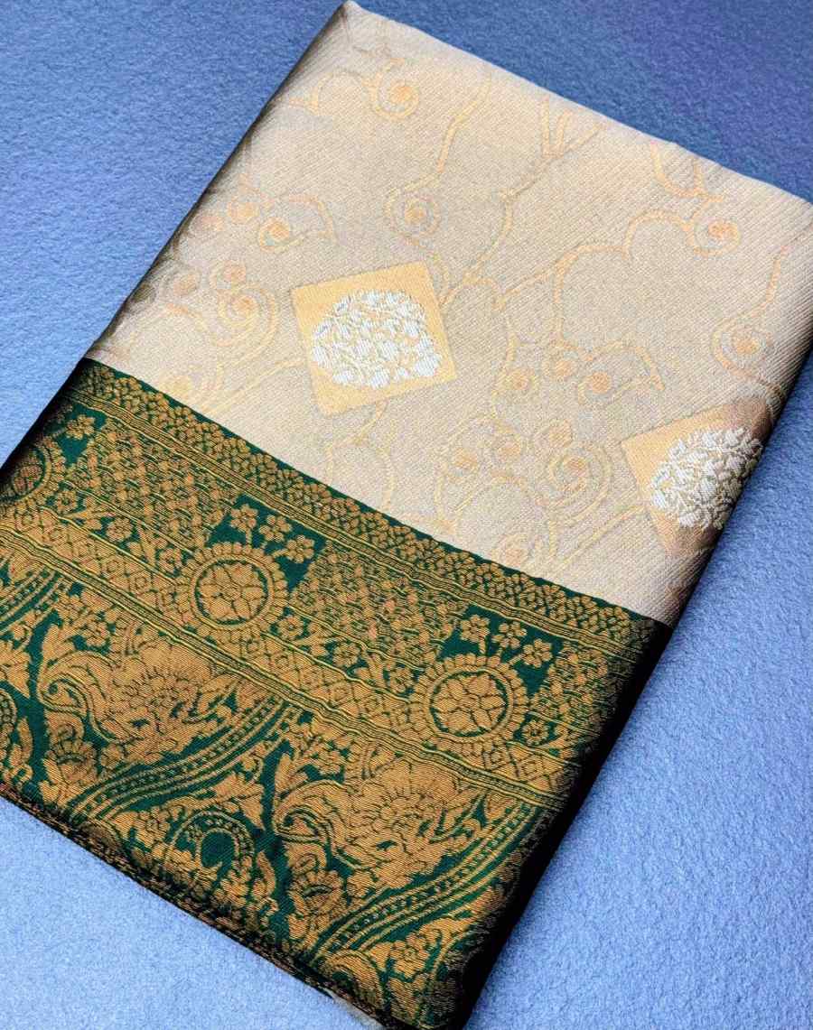 MOST TRENDING BANARASI SILK FLOWERS AND MINA & ZARI WEAVING RICH PALLU WITH UNIQUE BORDER WORK SAREE WITH UNSTITCHED BLOUSE FESTIVE WEAR WHOLESALE PRICE ETHNIC GARMENT (4)