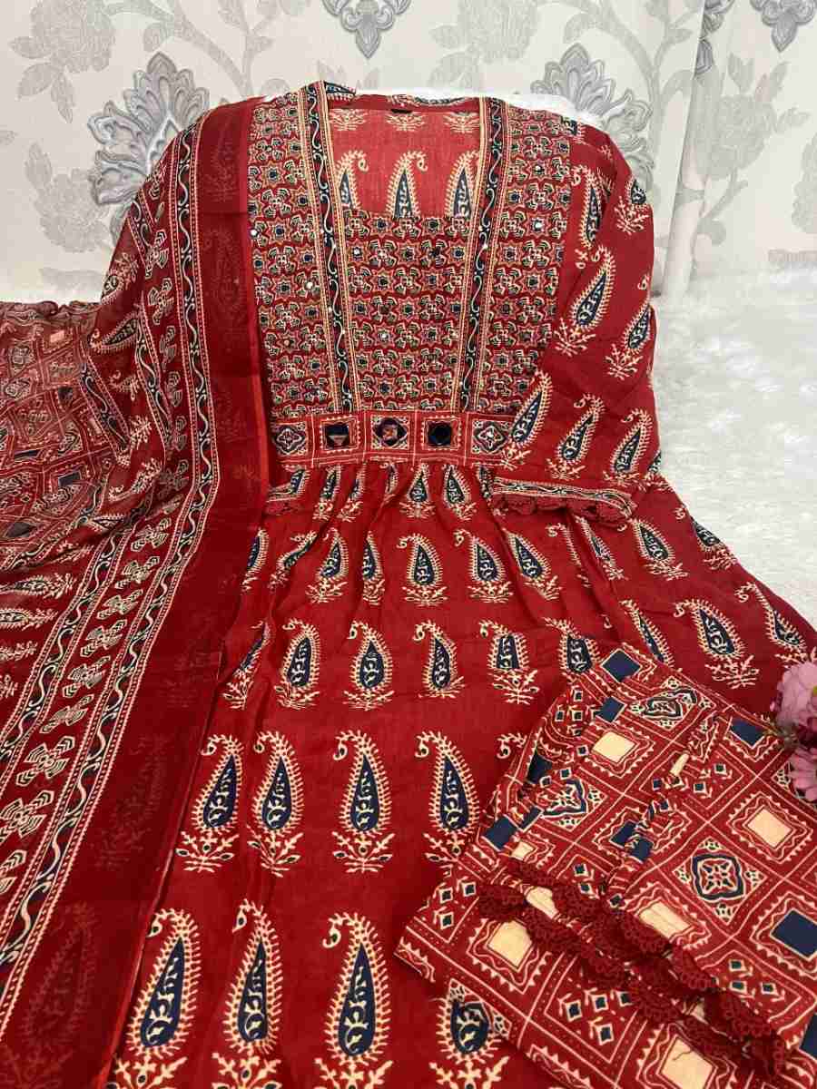 NEW ARRIVAL COTTON JAIPURI BAGRU PRINT WITH MIRROR WORK TOP BOTTOM WITH DUPATTA FESTIVE WEAR WHOLESALE PRICE ETHNIC GARMENT (7)