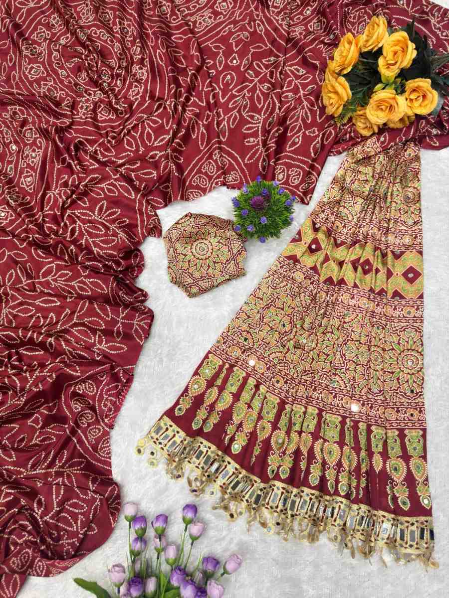 NEW ARRIVAL SATIN SILK PRINT WITH ORIGINAL MIRROR WORK WITH LACE WORK SAREE WITH UNSTITCHED BLOUSE PARTY WEAR WHOLESALE PRICE ETHNIC GARMENT (7)
