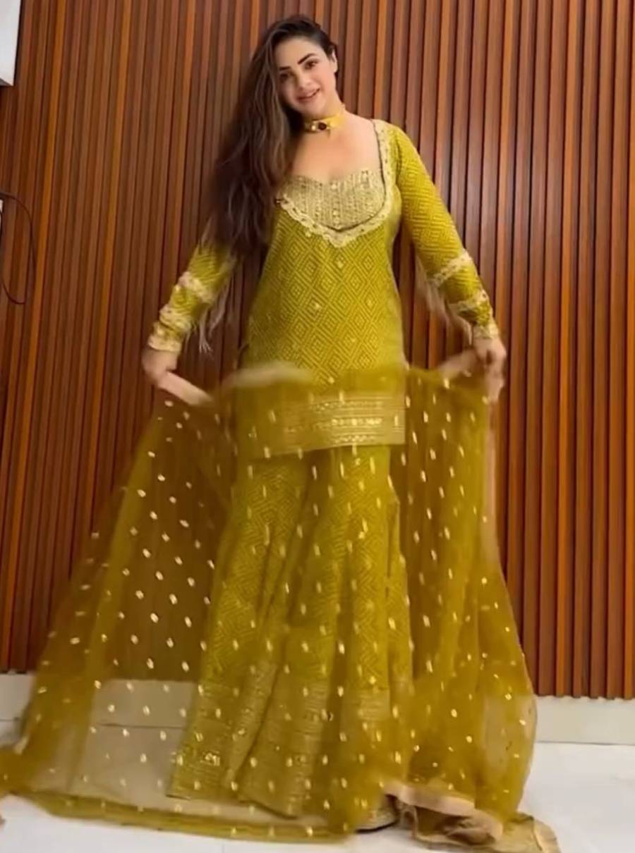 RICH LOOK CHINON SILK DIGITAL PRINT WITH EMBROIDERY 5 MM SEQUENCE WORK TOP SHARARA WITH DUPATTA FESTIVE WEAR WHOLESALE PRICE ETHNIC GARMENT (8)