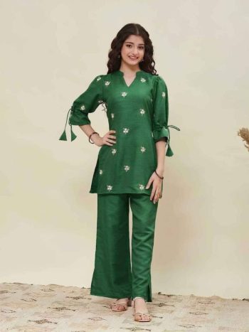 RICH LOOK COTTON BLEND EMBROIDERY WORK KID'S TOP BOTTOM SET GREEN