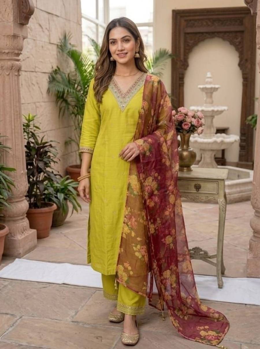 RICH LOOK COTTON SILK EMBROIDERY WORK TOP BOTTOM WITH DUPATTA FESTIVE WEAR WHOLESALE PRICE ETHNIC GARMENT (6)