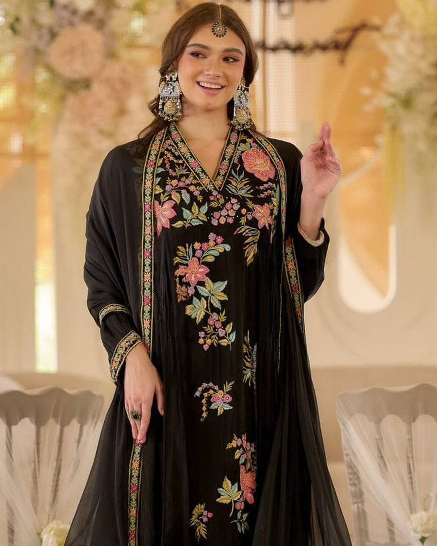 RICH LOOK GEORGETTE EMBROIDERY WORK TOP BOTTOM WITH DUPATTA FESTIVE WEAR WHOLESALE PRICE ETHNIC GARMENT (11)
