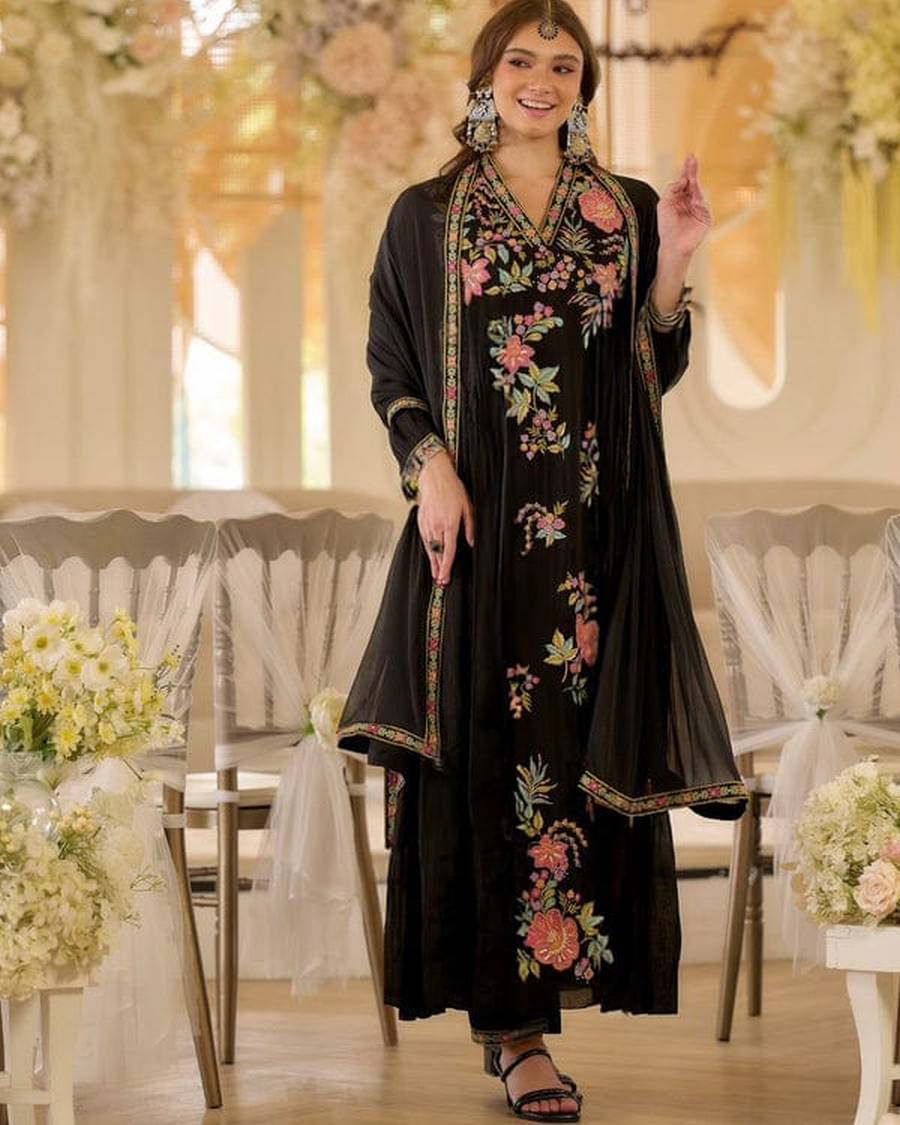 RICH LOOK GEORGETTE EMBROIDERY WORK TOP BOTTOM WITH DUPATTA FESTIVE WEAR WHOLESALE PRICE ETHNIC GARMENT (5)