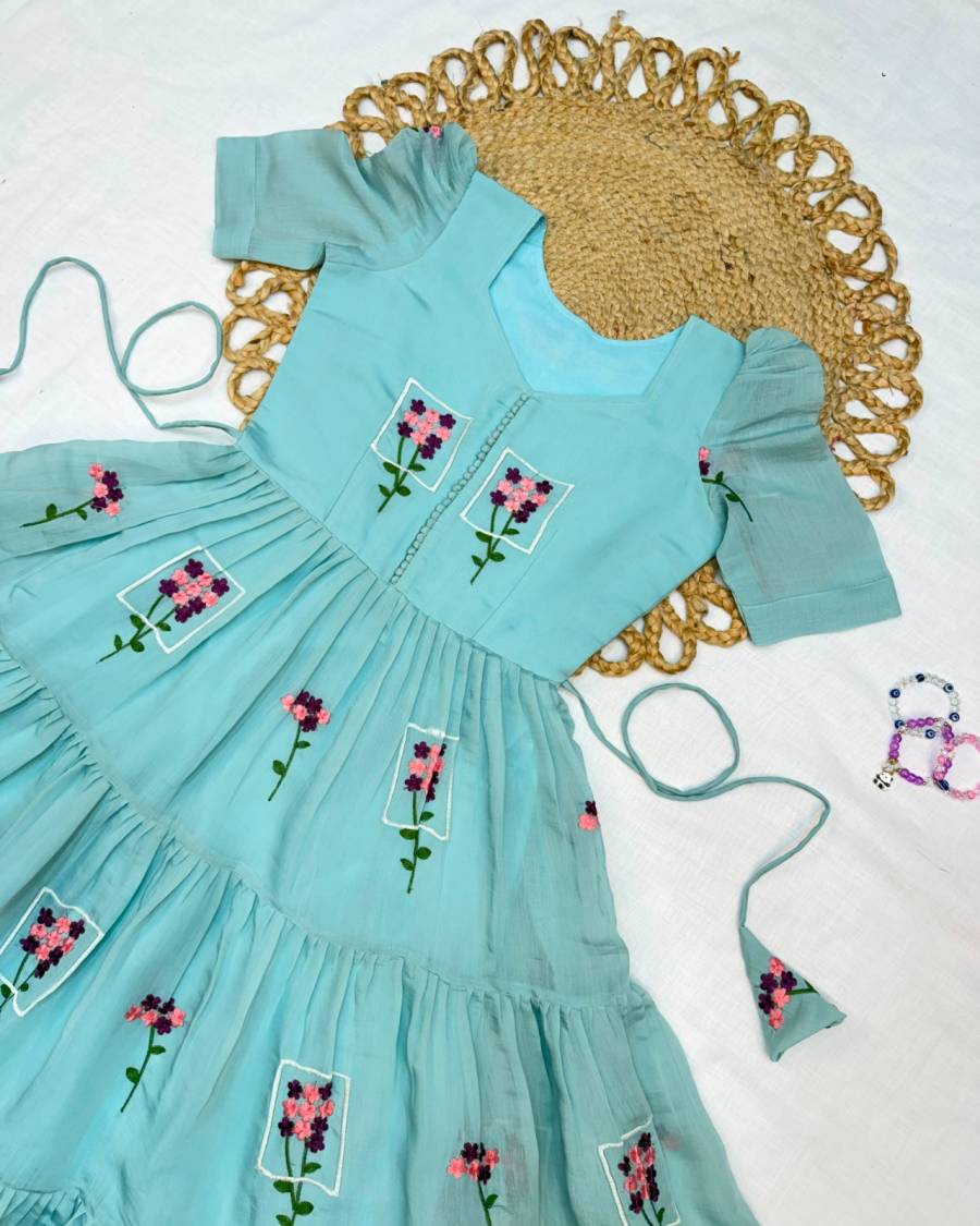 RICH LOOK MUL COTTON EMBROIDERY WORK ONE PIECE MAXI DRESS PARTY WEAR WHOLESALE PRICE ETHNIC GARMENT (1)