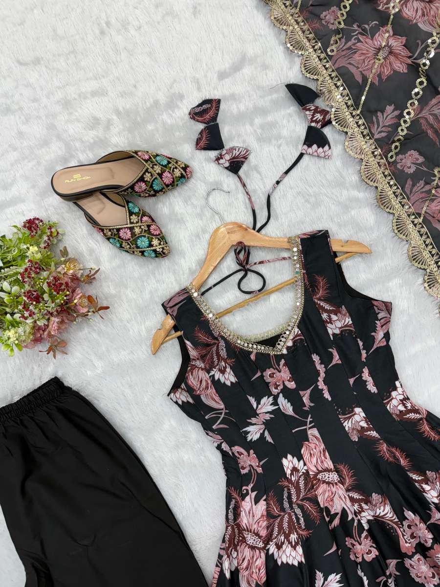 RICH LOOK MUSLIN FLORAL PRINT WORK GOWN BOTTOM WITH DUPATTA SEASONABLE WEAR WHOLESALE PRICE ETHNIC GARMENT (19)