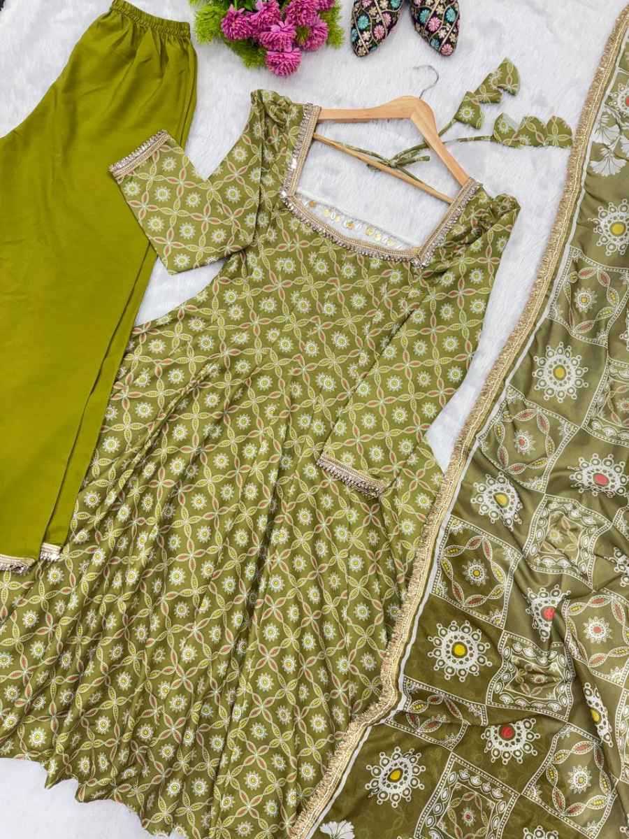 RICH LOOK MUSLIN PRINTED WITH MIRROR LACE WORK GOWN BOTTOM WITH DUPATTA FESTIVE WEAR WHOLESALE PRICE ETHNIC GARMENT (21)