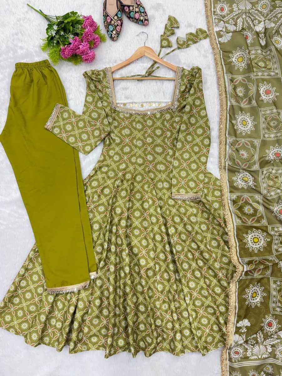 RICH LOOK MUSLIN PRINTED WITH MIRROR LACE WORK GOWN BOTTOM WITH DUPATTA FESTIVE WEAR WHOLESALE PRICE ETHNIC GARMENT (22)