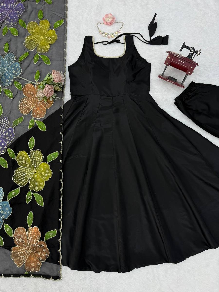 RICH LOOK NATURAL CREPE PLAIN GOWN BOTTOM WITH BRUSH PRINT WITH THREAD WITH SEQUENCE WORK DUPATTA FESTIVE WEAR WHOLESALE PRICE ETHNIC GARMENT (7)