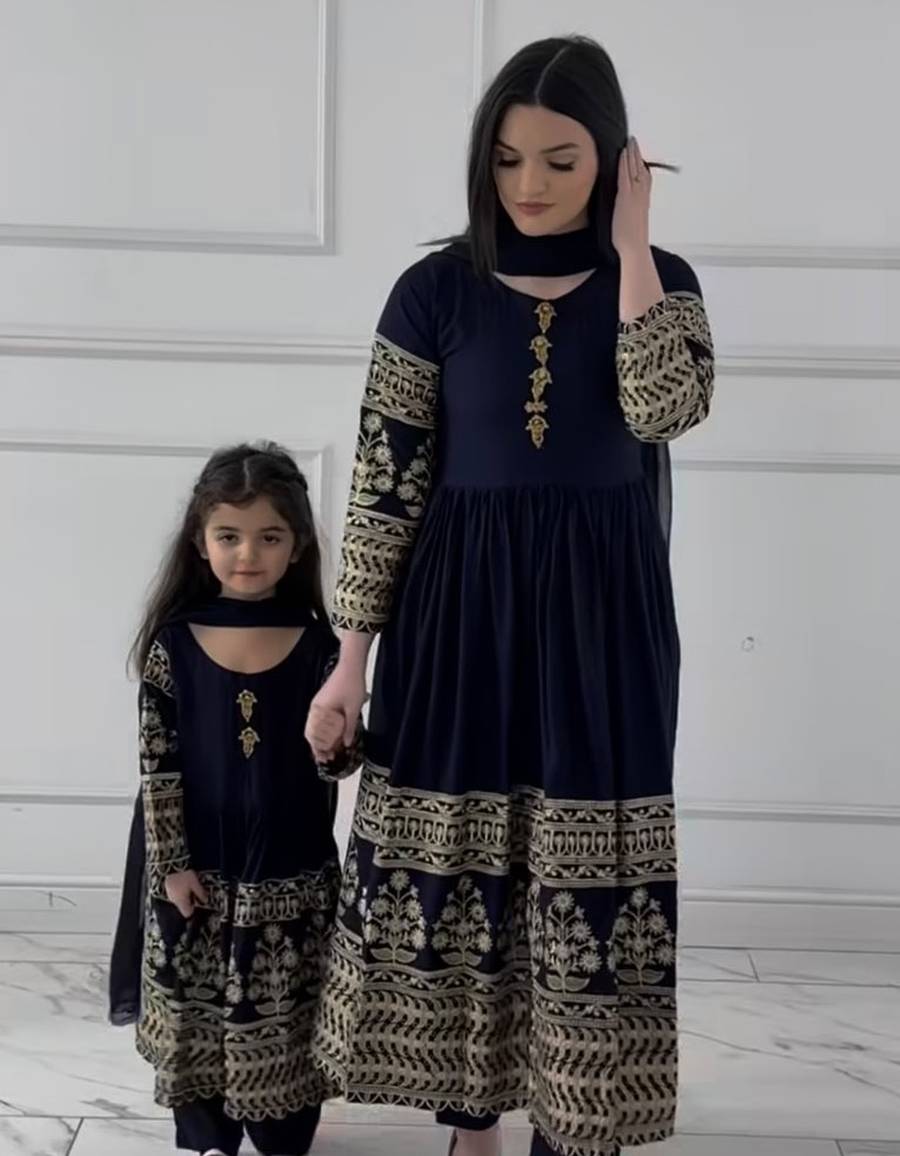 TRENDING GEORGETTE EMBROIDERY SEQUENCE WORK MOTHER DAUGHTER SET FESTIVE WEAR WHOLESALE PRICE ETHNIC GARMENT (4)