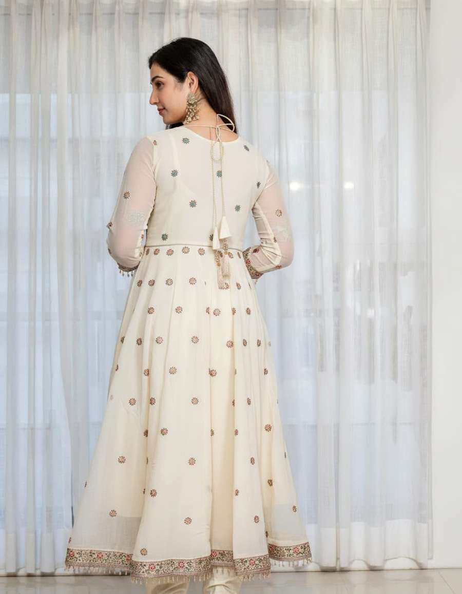 1FASHIONABLE FAUX BLOOMING SEQUENCE & ZARI THREAD EMBROIDERY WORK GOWN BOTTOM WITH DUPATTA WEDDING WEAR WHOLESALE PRICE ETHNIC GARMENT (31)
