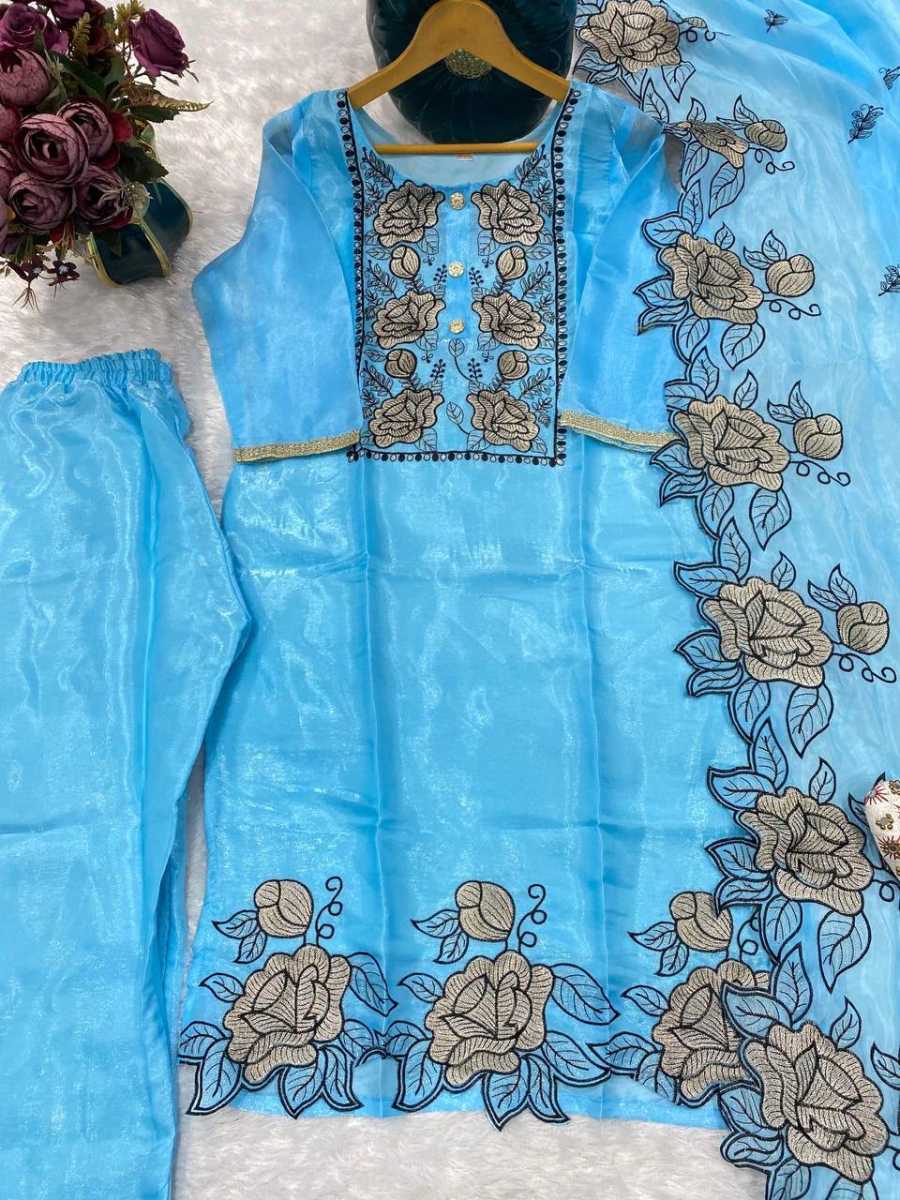 1MODERN GMC SILK EMBROIDERY WORK TOP BOTTOM WITH DUPATTA FESTIVAL WEAR WHOLESALE PRICE ETHNIC GARMENT (25)