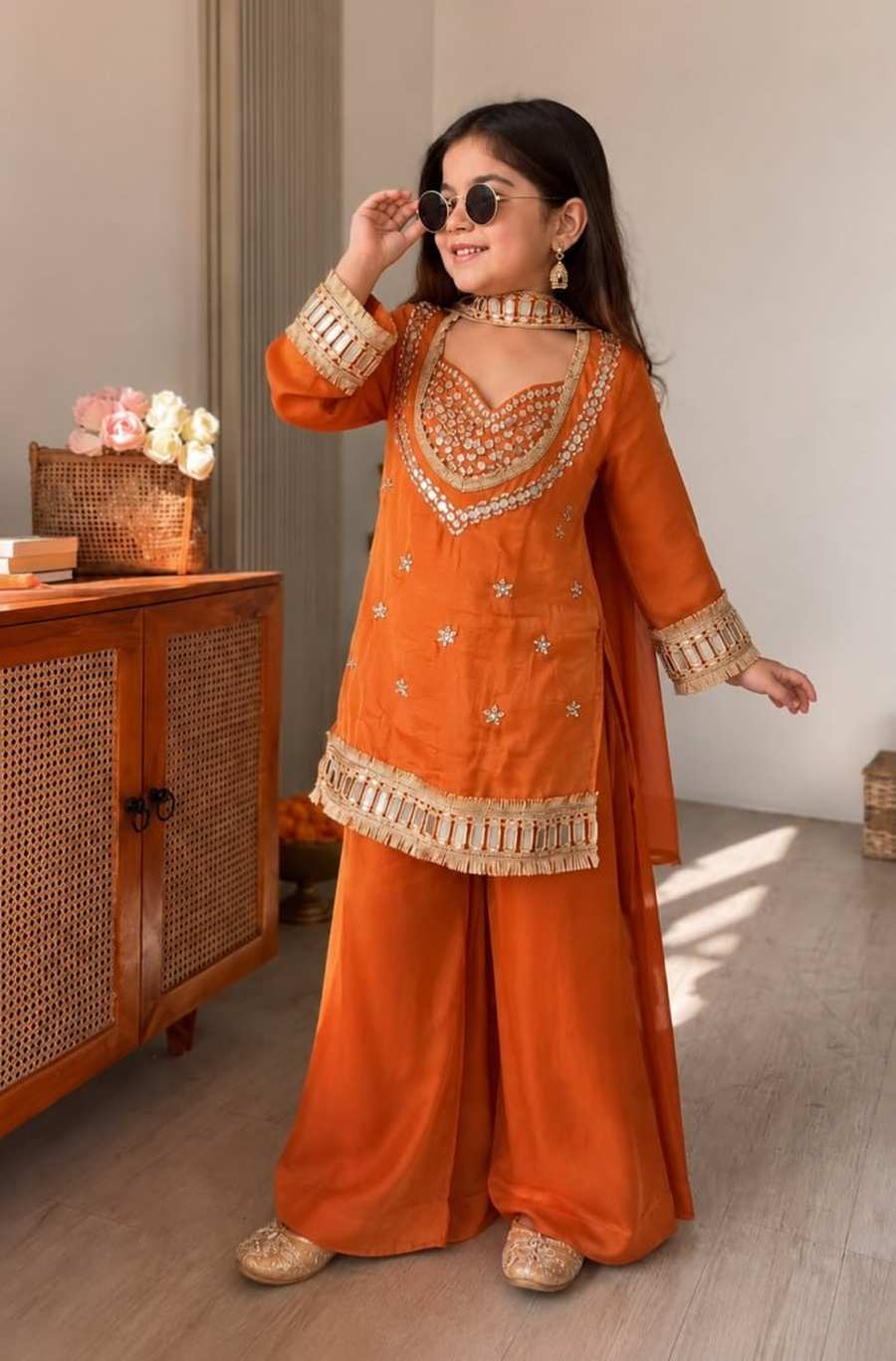 BOLLYWOOD CHINON SILK EMBROIDERY AND MIRROR HAND WORK TOP PALAZZO WITH DUPATTA WEDDING WEAR WHOLESALE PRICE ETHNIC GARMENT (2)