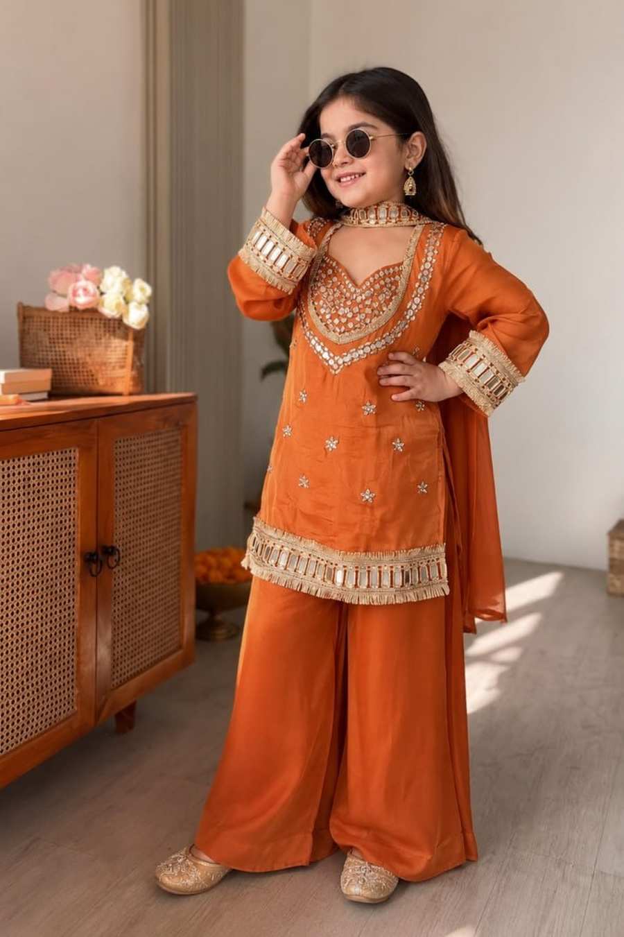 BOLLYWOOD CHINON SILK EMBROIDERY AND MIRROR HAND WORK TOP PALAZZO WITH DUPATTA WEDDING WEAR WHOLESALE PRICE ETHNIC GARMENT (3)