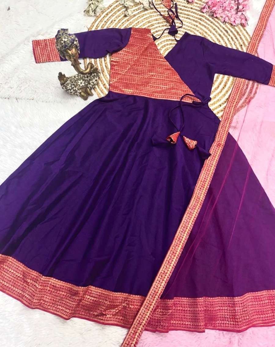 BOLLYWOOD COTTON JACQUARD WEAVING ZARI BORDER GOWN BOTTOM WITH DUPATTA CASUAL WEAR WHOLESALE PRICE ETHNIC GARMENT (5)