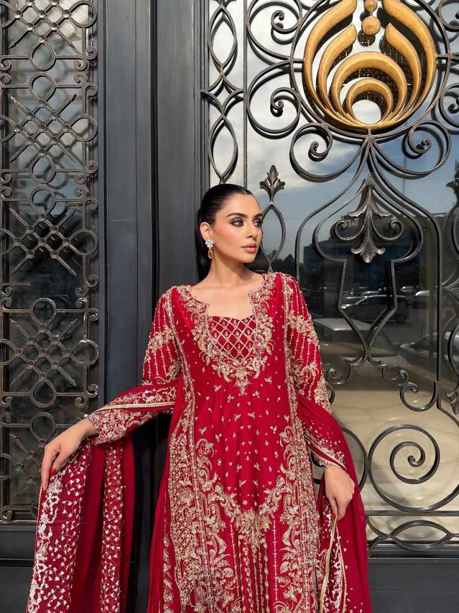 DESIGNER CHINON ZARI & SEQUENCE EMBROIDERY WORK TOP PALAZZO WITH DUPATTA WEDDING WEAR WHOLESALE PRICE ETHNIC GARMENT (6)