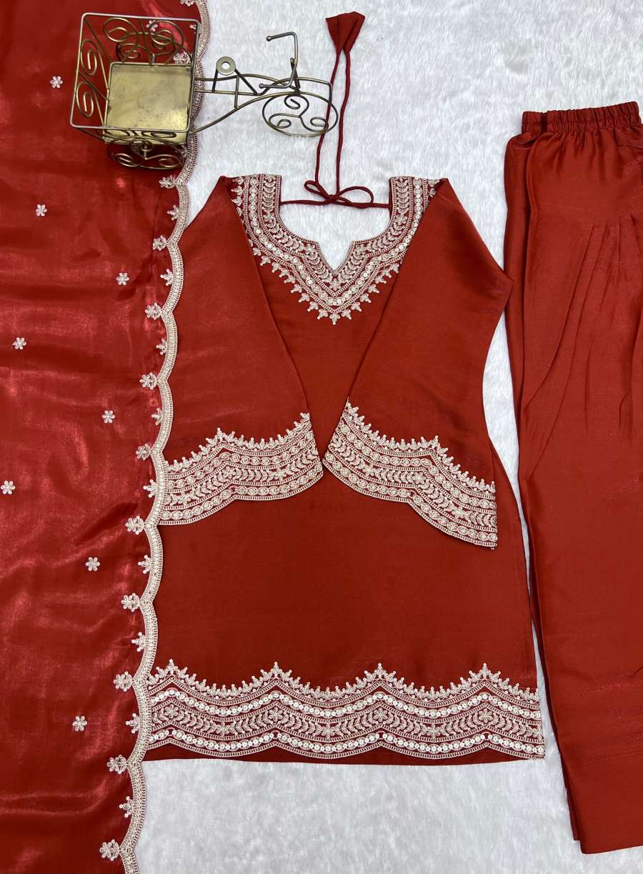 LATEST GLASS ROMAN SILK EMBROIDERY SEQUENCE DORI AND JARI WORK TOP BOTTOM WITH DUPATTA CASUAL WEAR WHOLESALE PRICE ETHNIC GARMENT (10)