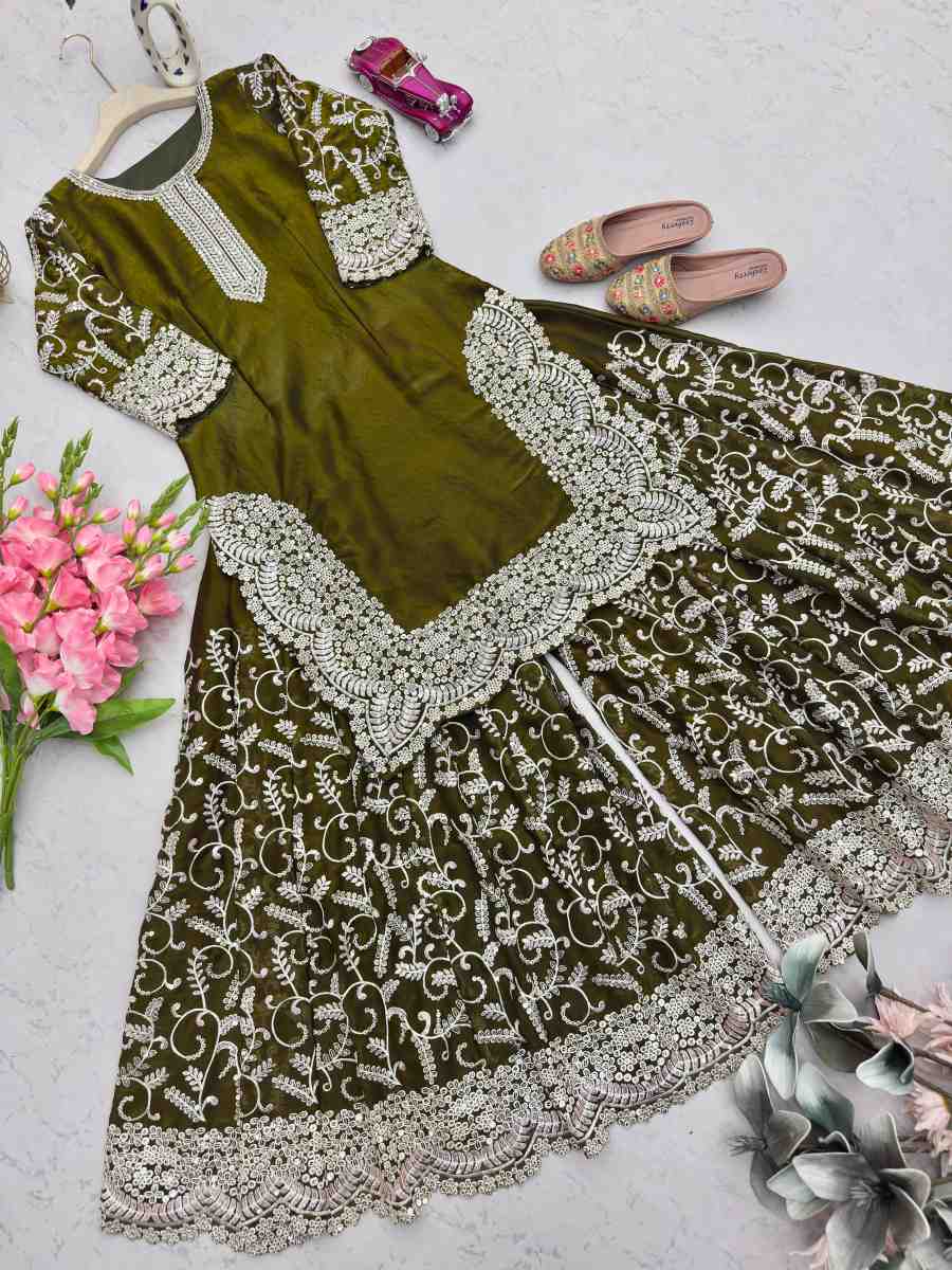 LUXURY FANDY SILK EMBROIDERY THREADS AND SEQUINS WORK TOP PALAZZO WITH DUPATTA WEDDING WEAR WHOLESALE PRICE ETHNIC GARMENT (16)